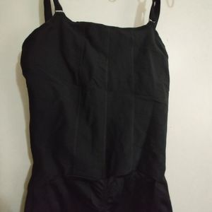 Shape wear Leonisa black stretch shorts lace NEW